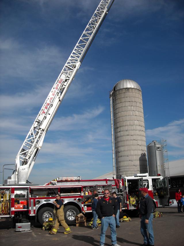 Ladder 77 at Wismer's 2009 Fall Festival